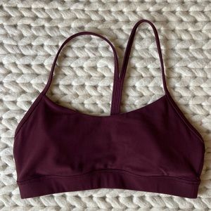 Lululemon Size 6 Power Y Sports Bra